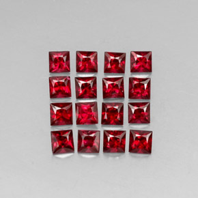 Spinello naturale rosso da  ct, quadrato, VVS-VS