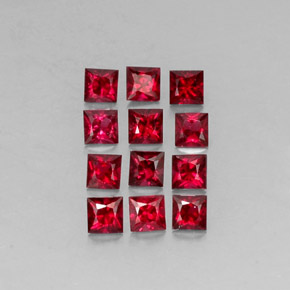 Spinello naturale rosso da  ct, quadrato, VVS-VS