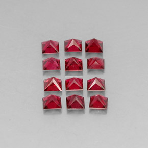 Spinello naturale rosso da  ct, quadrato, VVS-VS