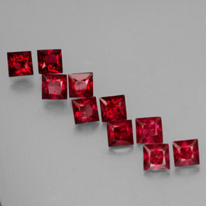 Spinello naturale rosso da  ct, quadrato, VVS-VS