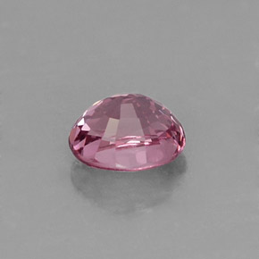 Spinello naturale rosa da 0,77 ct, taglio ovale, VS
