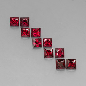 Spinello naturale rosso da  ct, quadrato, VVS-VS