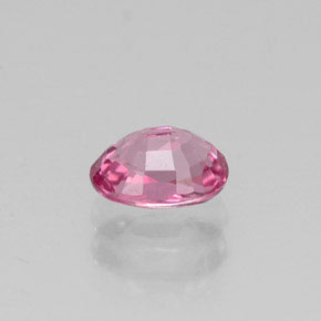 Spinello naturale rosa da 0,73 ct, taglio ovale, VVS