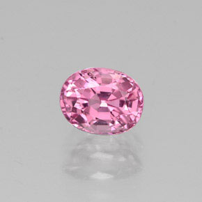 Spinello naturale rosa da 0,77 ct, taglio ovale, VS