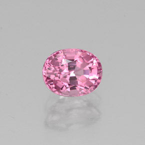 Spinello naturale rosa da 0,77 ct, taglio ovale, VS