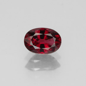 Spinello naturale rosso da 0,80 ct, taglio ovale, VS