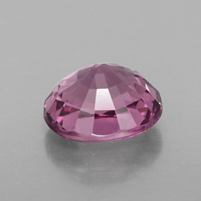 Spinello naturale viola da 1,73 ct, taglio ovale, VS