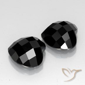 Gemme di Spinello Nero naturale da 13.46 ct, Cuore, Opaco