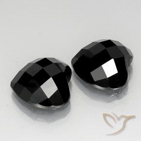 Gemme di Spinello Nero naturale da 13.94 ct, Cuore, Opaco