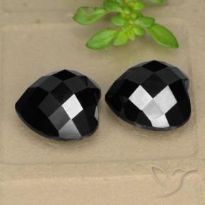 Gemme di Spinello Nero naturale da 13.94 ct, Cuore, Opaco