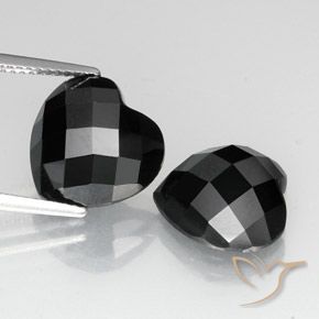 Gemme di Spinello Nero naturale da 13.56 ct, Cuore, Opaco