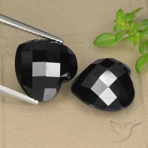 Gemme di Spinello Nero naturale da 14.22 ct, Cuore, Opaco