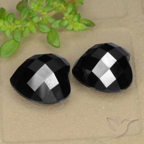 Gemme di Spinello Nero naturale da 13.85 ct, Cuore, Opaco