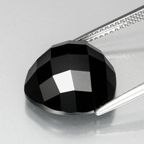 Spinello naturale nero da 11,46 ct, trillion, opaco