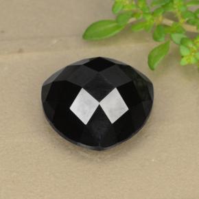 Spinello naturale nero da 11,03 ct, trillion, opaco
