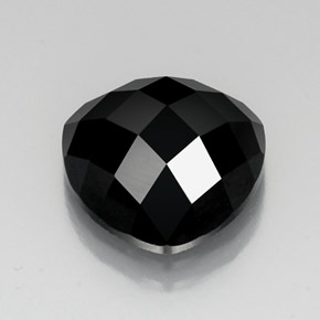 Spinello naturale nero da 11,37 ct, trillion, opaco