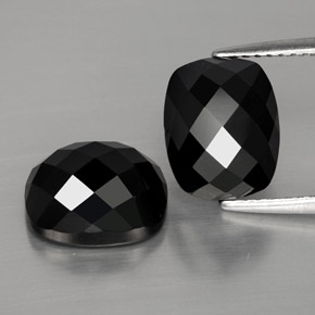 Spinello naturale nero da 8,88 ct, taglio a cuscino, opaco