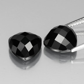 Spinello naturale nero da  ct, trillion, opaco