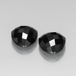 Spinello naturale nero da  ct, trillion, opaco