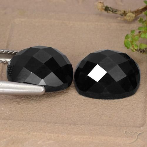 Gemme di Spinello Nero naturale da 15.19 ct, Cuscino, Opaco