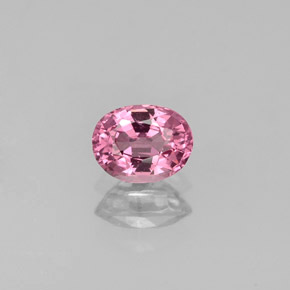 Spinello naturale rosa da 0,55 ct, taglio ovale, VS