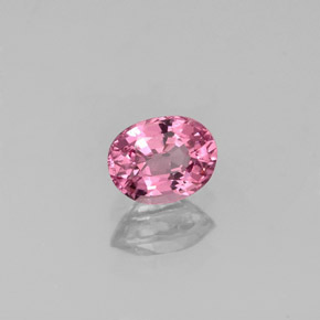 Spinello naturale rosa da 0,55 ct, taglio ovale, VS