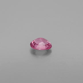 Spinello naturale rosa da 0,64 ct, taglio ovale, VVS