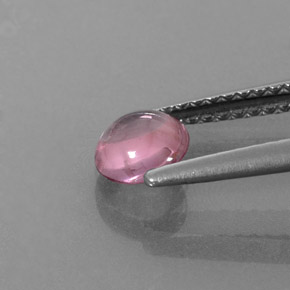 Spinello naturale rosa da 0,62 ct, taglio rotondo, trasparente