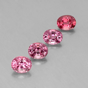 Spinello naturale rosa da  ct, taglio ovale, VVS-VS