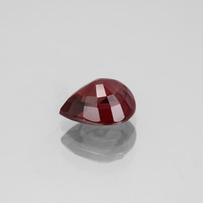 Spinello naturale rosso da 1,33 ct, taglio a pera, VVS-VS