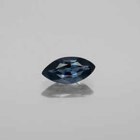 Spinello naturale blu da 0,88 ct, marchesa, VS