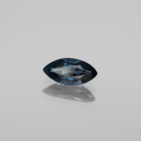 Spinello naturale blu da 0,88 ct, marchesa, VS