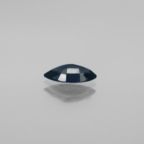 Spinello naturale blu da 0,88 ct, marchesa, VS