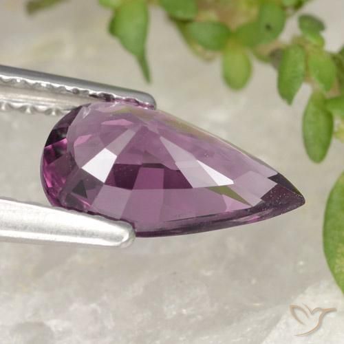 Spinello Viola scuro naturale da 1.06 ct, Forma a pera, VVS