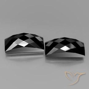 Gemme di Spinello Nero naturale da 24.87 ct, Taglio a baguette, Opaco