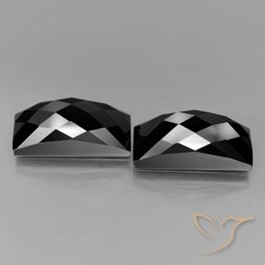 Gemme di Spinello Nero con riflessi dorati naturale da 25.01 ct, Taglio a baguette, Opaco