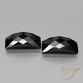 Gemme di Spinello Nero naturale da 25.16 ct, Taglio a baguette, Opaco