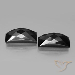 Gemme di Spinello Nero naturale da 24.82 ct, Taglio a baguette, Opaco