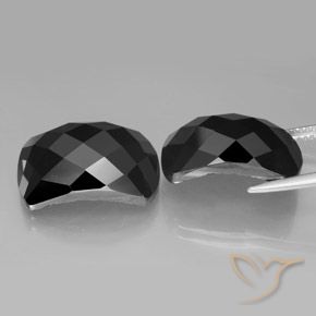 Gemme di Spinello Nero naturale da 26.18 ct, Taglio a fantasia, Opaco