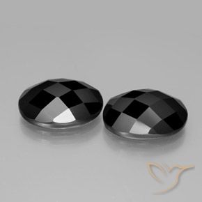 Gemme di Spinello Nero naturale da 13.46 ct, Ovale, Opaco