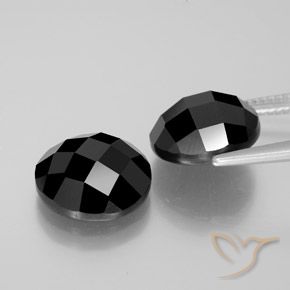 Gemme di Spinello Nero naturale da 13.85 ct, Rotondo, Opaco