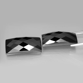 Spinello naturale nero da 24,71 ct, baguette, opaco