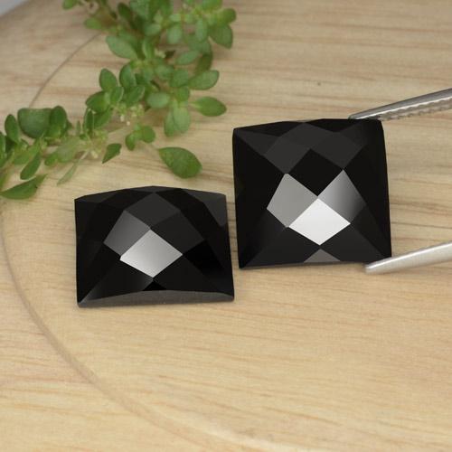 Spinello naturale nero da 16,63 ct, quadrato, opaco