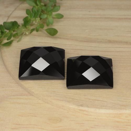 Spinello naturale nero da 16,63 ct, quadrato, opaco