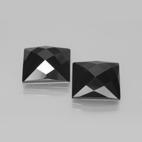Spinello naturale nero da 16,62 ct, quadrato, opaco