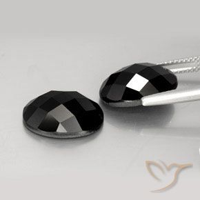 Gemme di Spinello Nero naturale da 14.12 ct, Ovale, Opaco