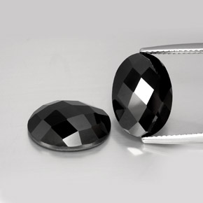 Gemme di Spinello Nero naturale da 12.59 ct, Taglio ovale, Opaco