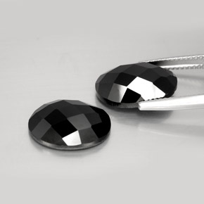 Gemme di Spinello Nero naturale da 12.59 ct, Taglio ovale, Opaco