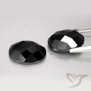 Gemme di Spinello Nero naturale da 14.85 ct, Ovale, Opaco