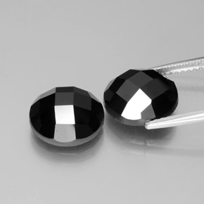 Spinello naturale nero da 8,79 ct, taglio rotondo, opaco